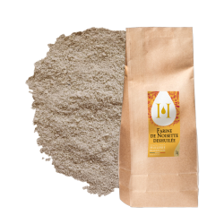 Farine de noisette deshuilée